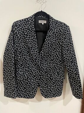 🍉 SIZE 12 JOHN MEYER OF NORWICH BLACK AND WHITE ANIMAL PRINT VINTAGE BLAZER